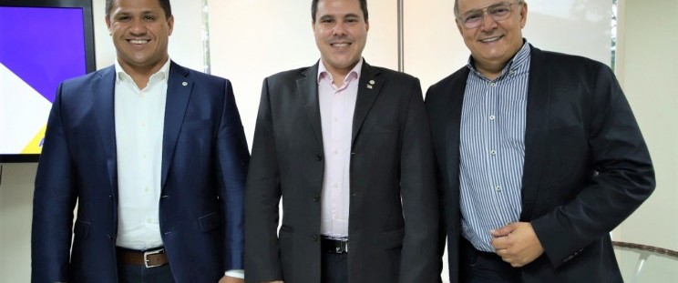 Governo do Maranhão participa de reunião em Recife sobre festival internacional